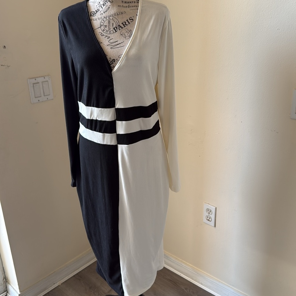 SHEIN Monochrome Long Sleeve black/White Dress size 1XL.